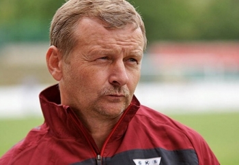 Zdjęcie główne dla: 'Piotr Mandrysz - trener piłkarski' 